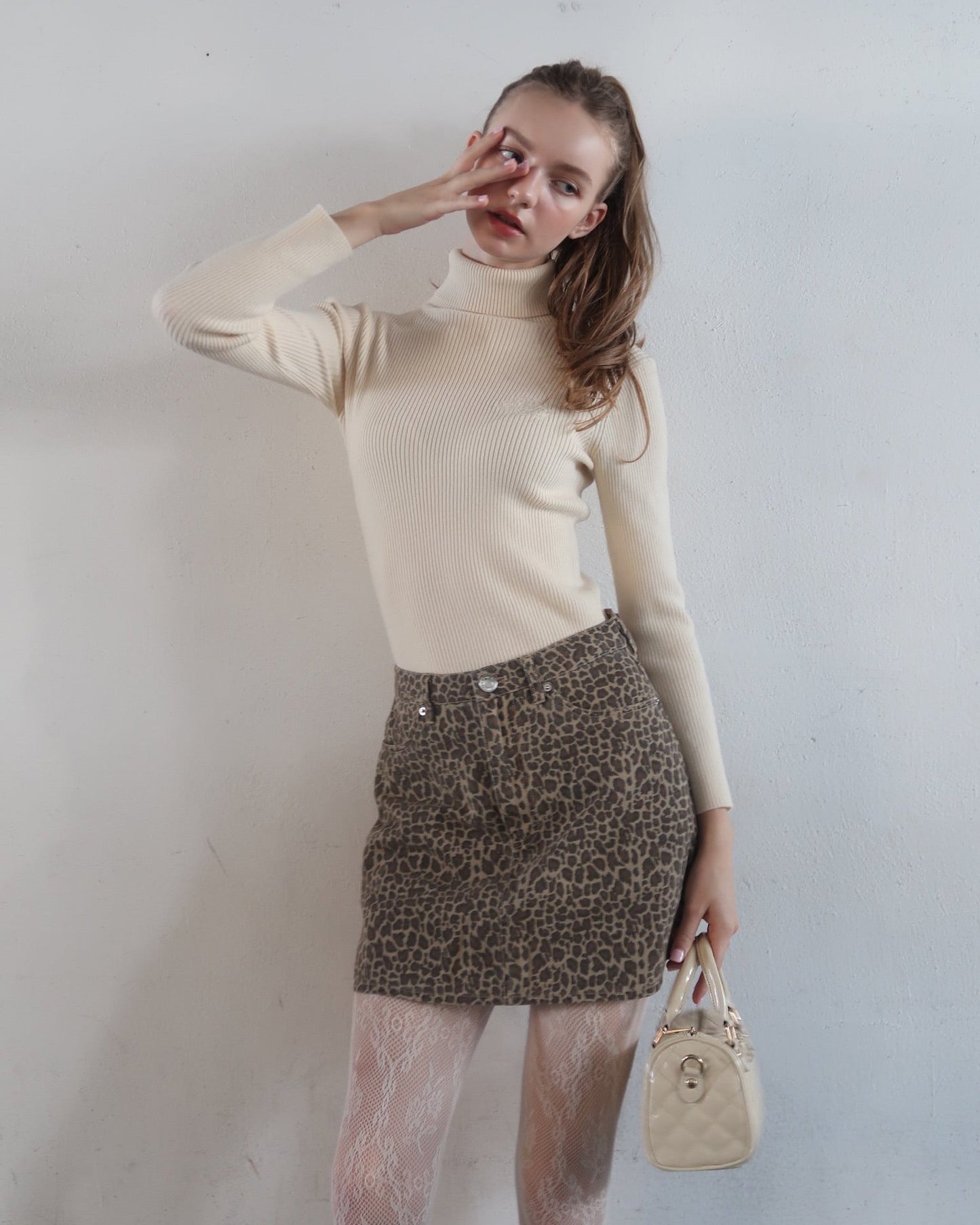 leopard mini skirt