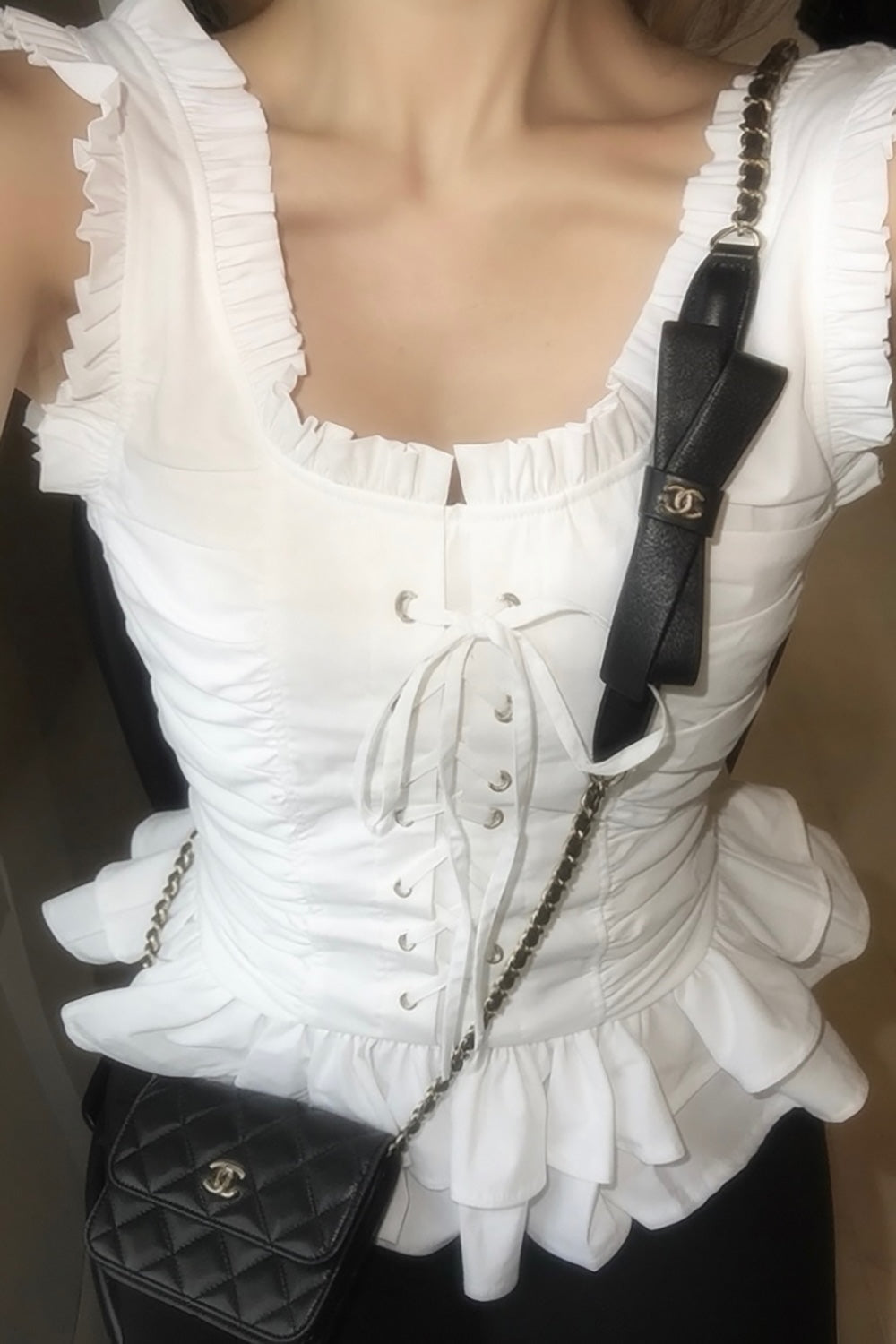 Cotton frill lace-up tops