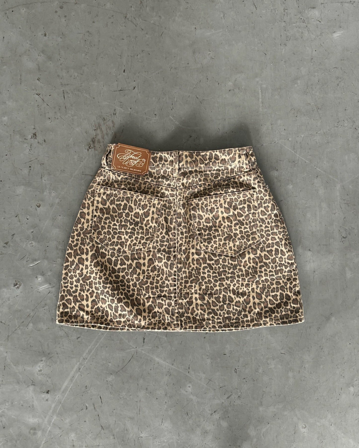 leopard mini skirt