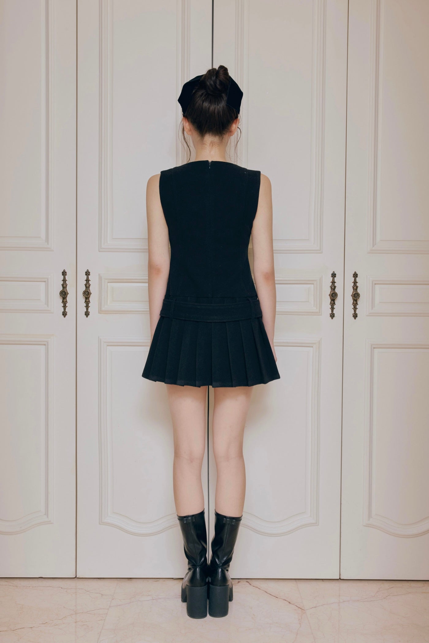Parisienne double button one-piece
