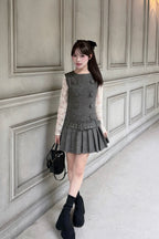 Parisienne double button one-piece