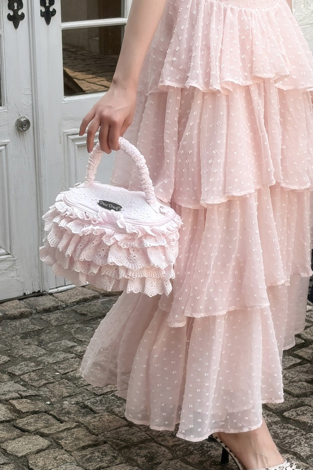eyelet lace frill vanity bag