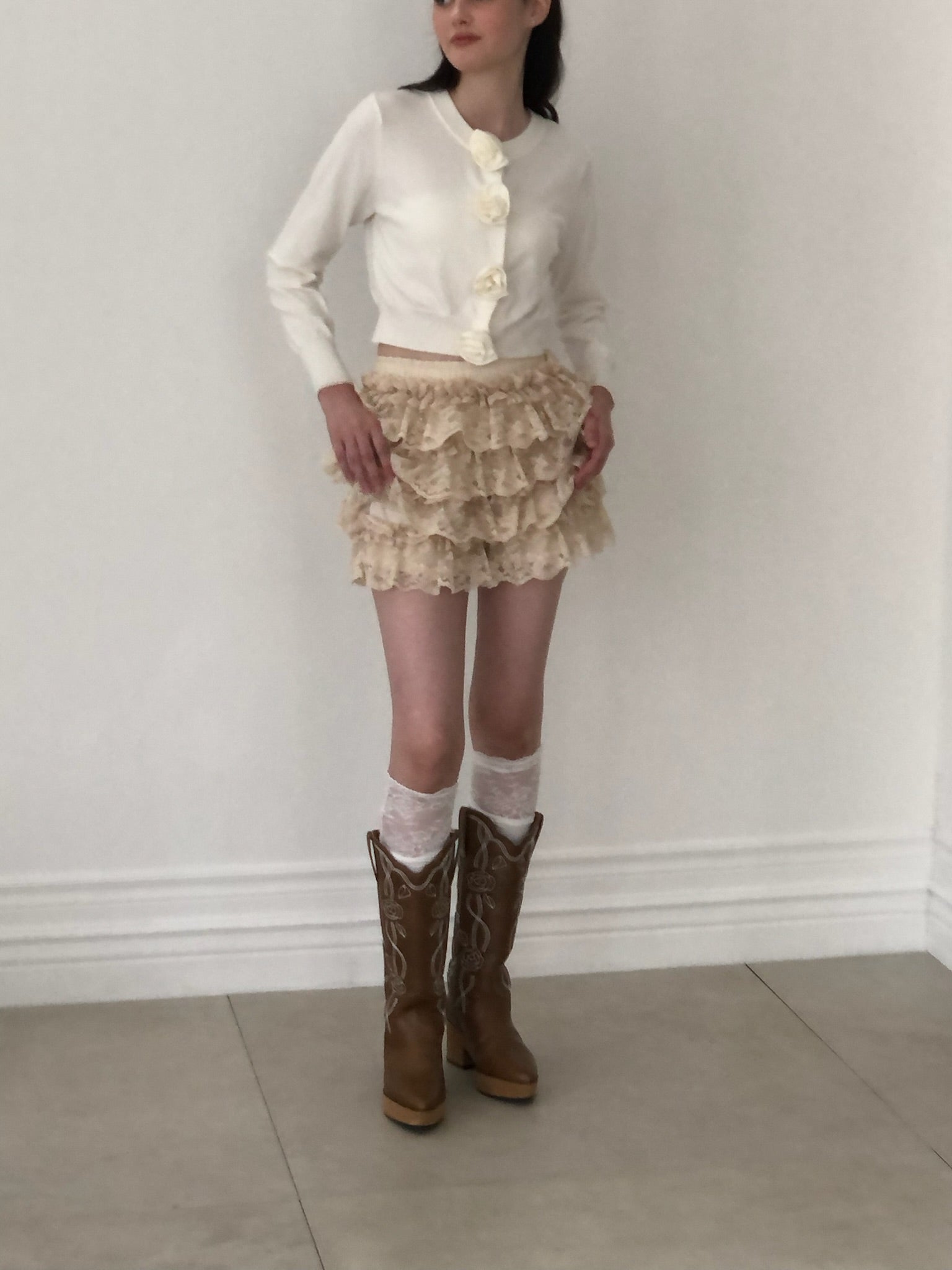 Rose embroidery western boots