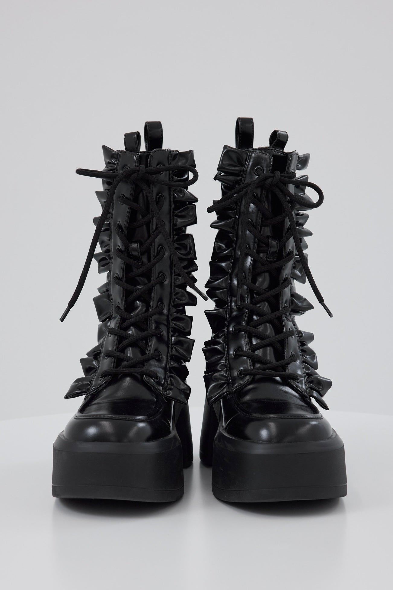 Frill lace up middle boots – Treat Ürself