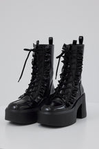 Frill lace up middle boots