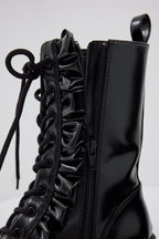 Frill lace up middle boots
