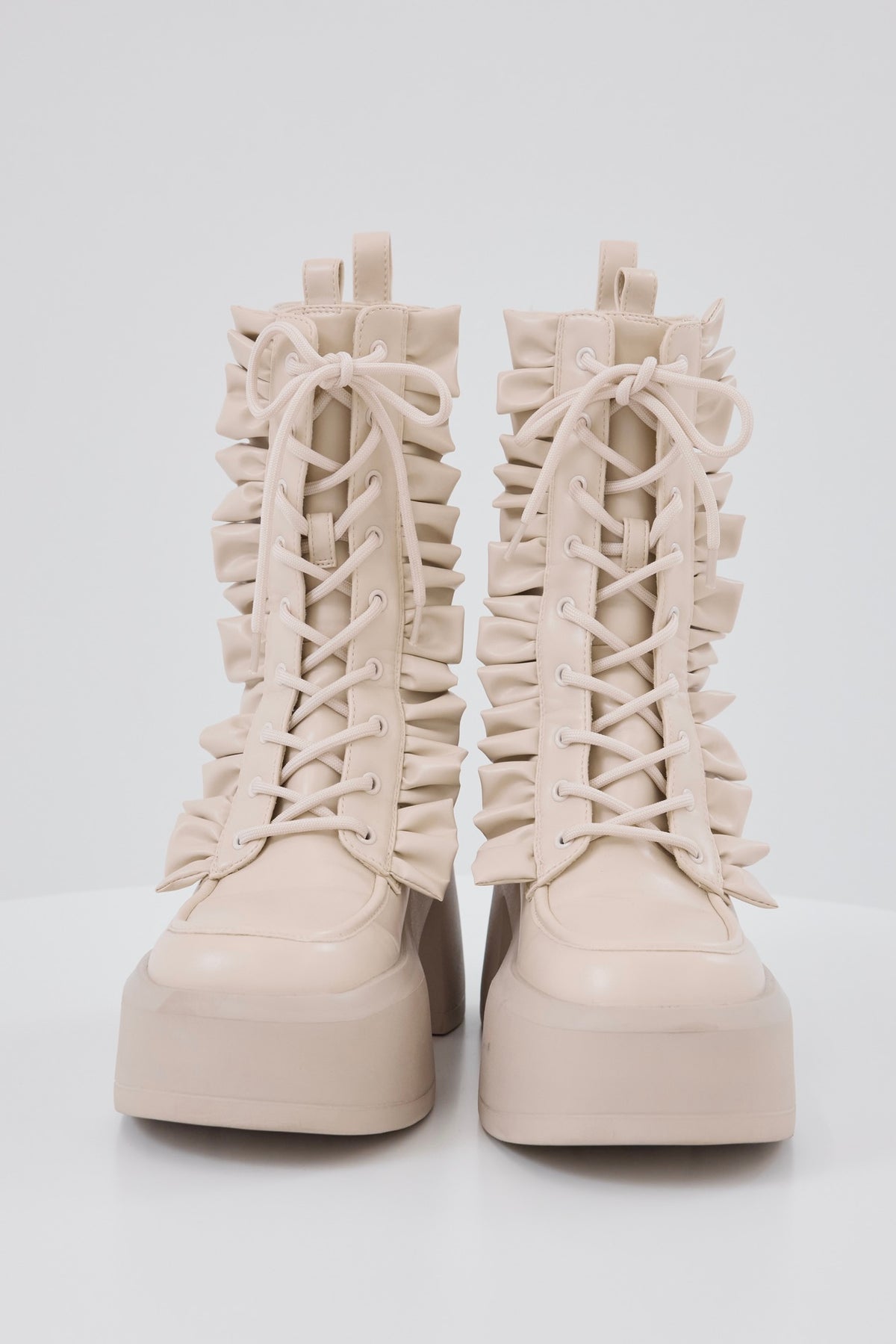 Frill lace up middle boots