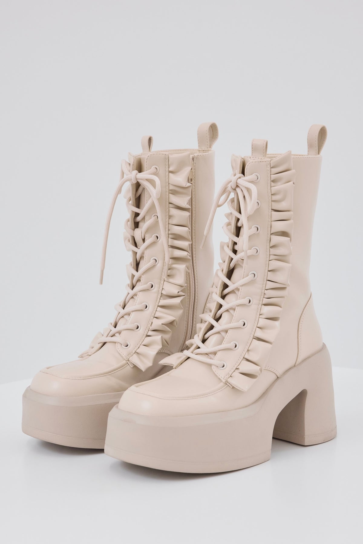 Frill lace up middle boots