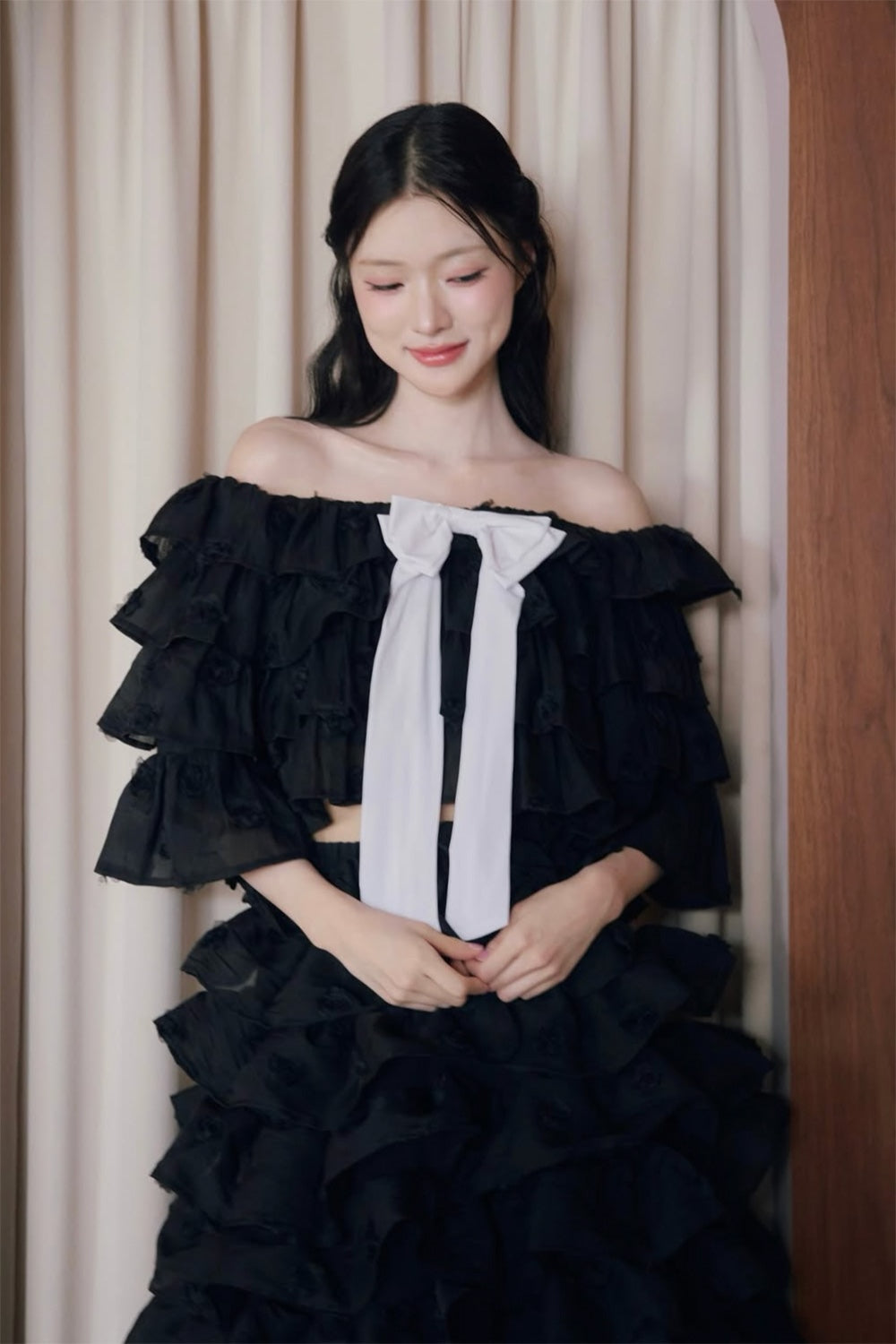 Lisa rose frill ribbon tops