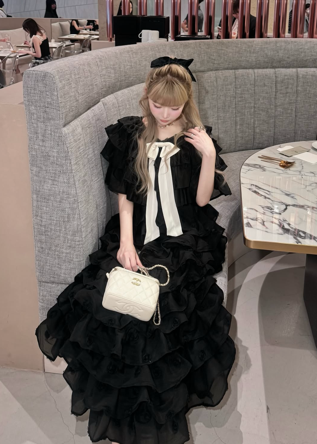 Lisa rose frill ribbon tops