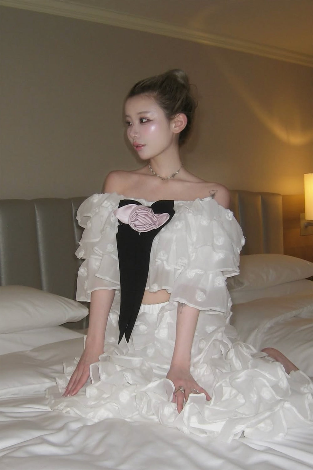 Lisa rose frill ribbon tops