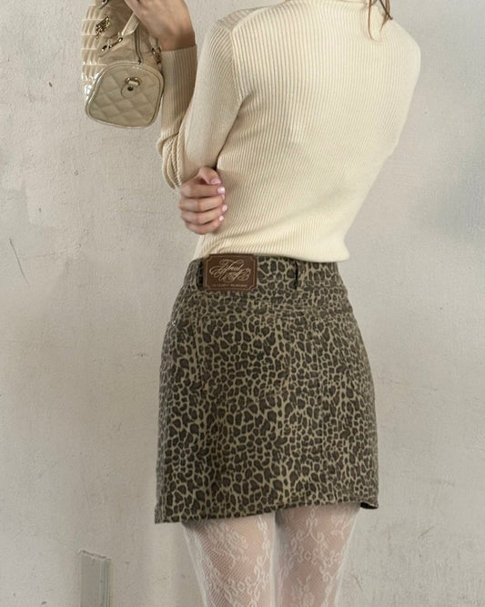 leopard mini skirt