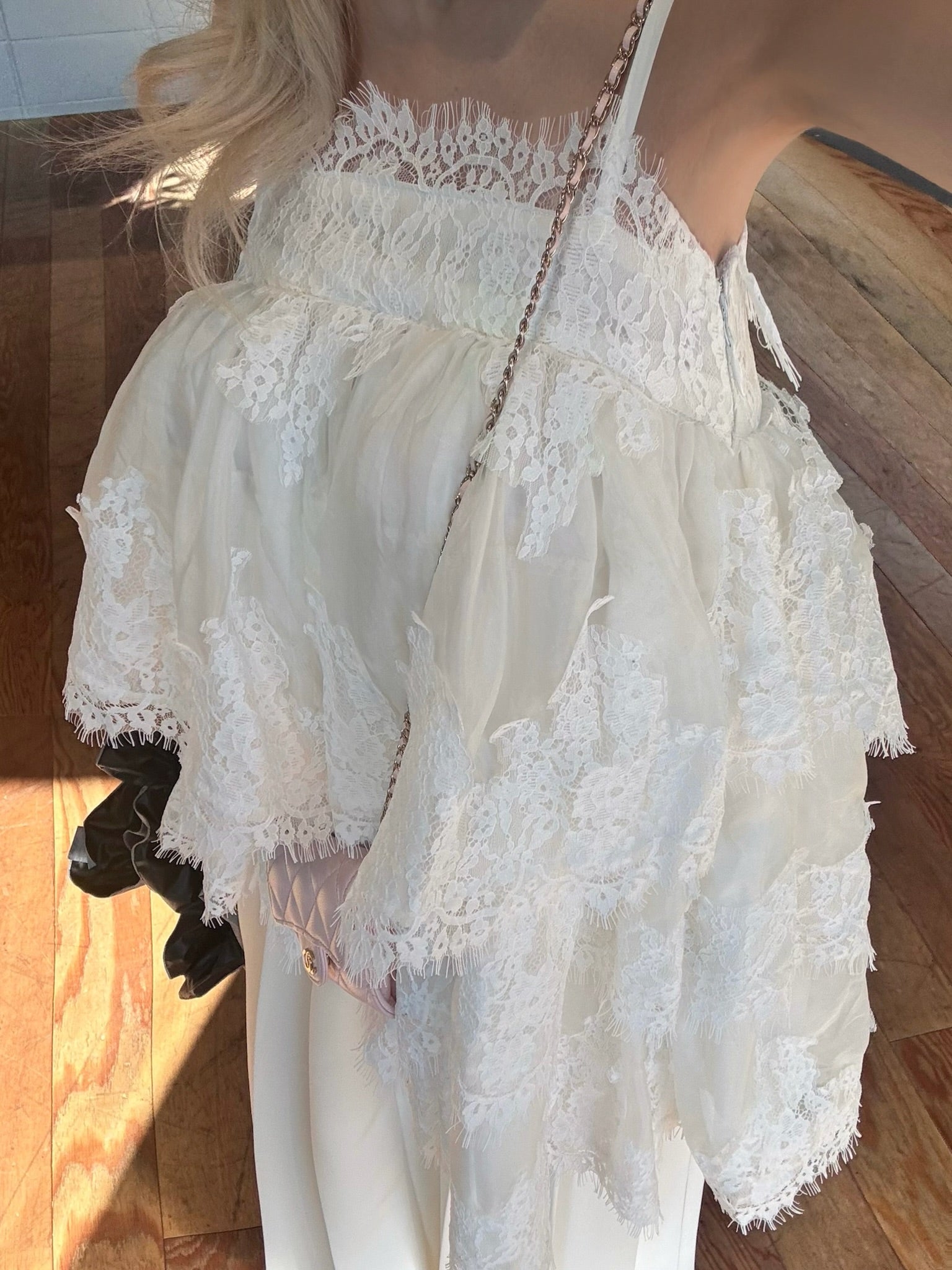 Volume lace sheer cami tops