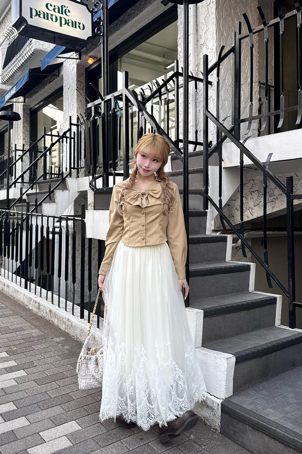 Ribbon tie blouse