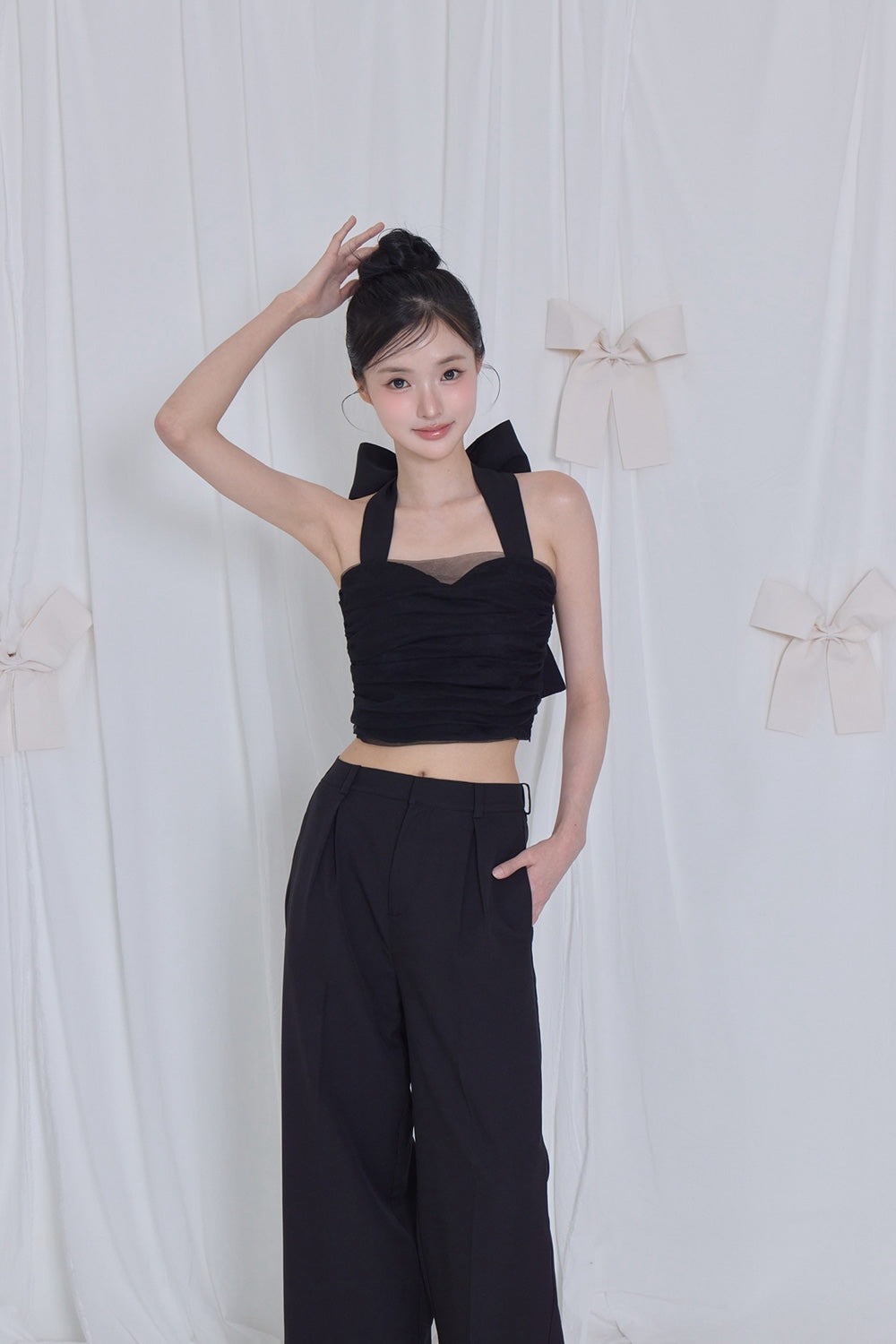 kitten ribbon tulle buister