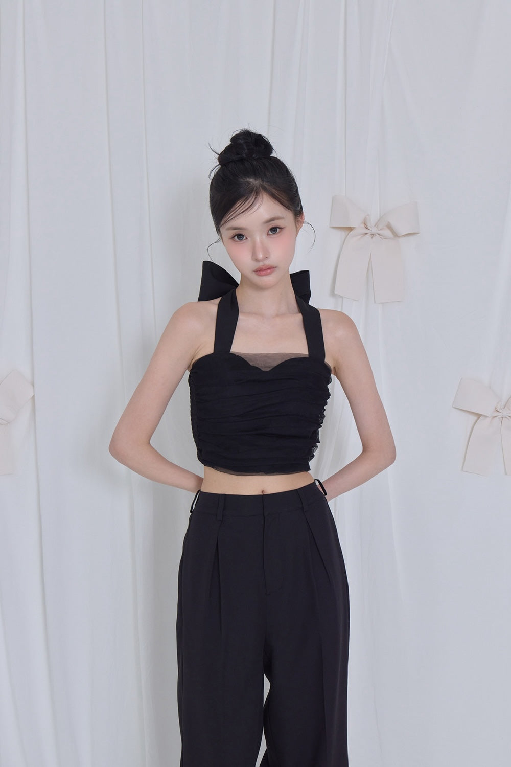 kitten ribbon tulle buister