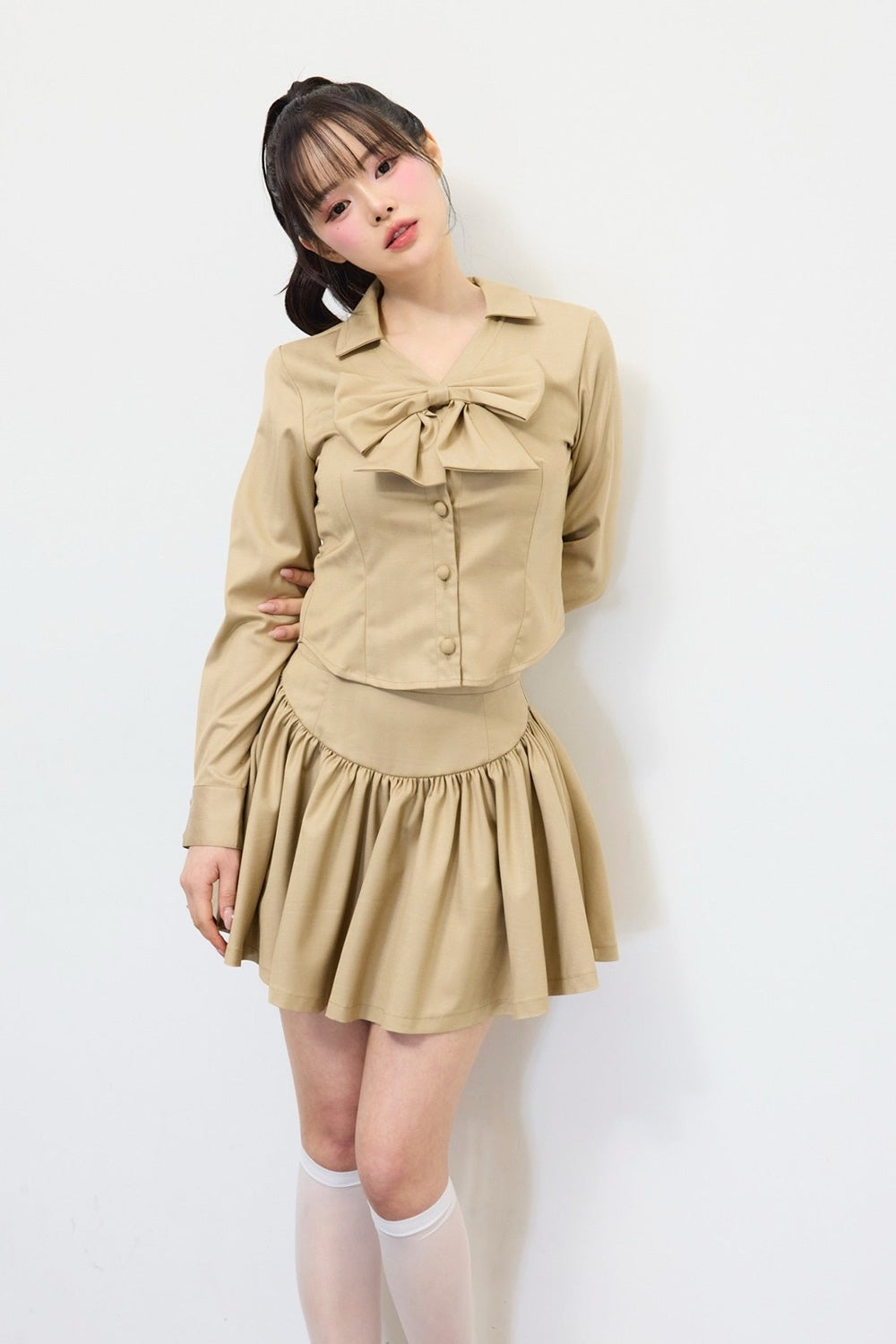 Gather flare mini skirt