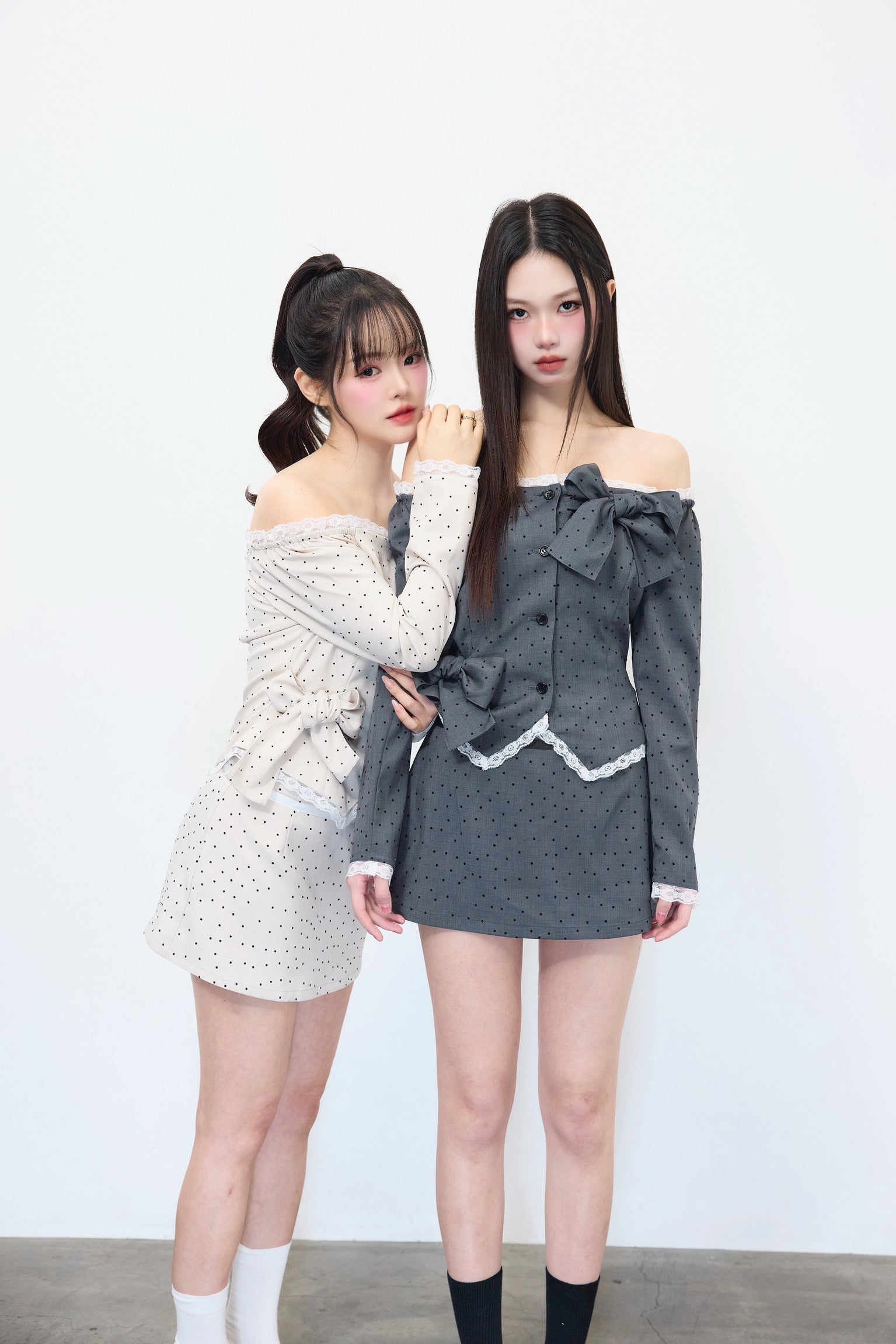 Juliet ribbon dot tops