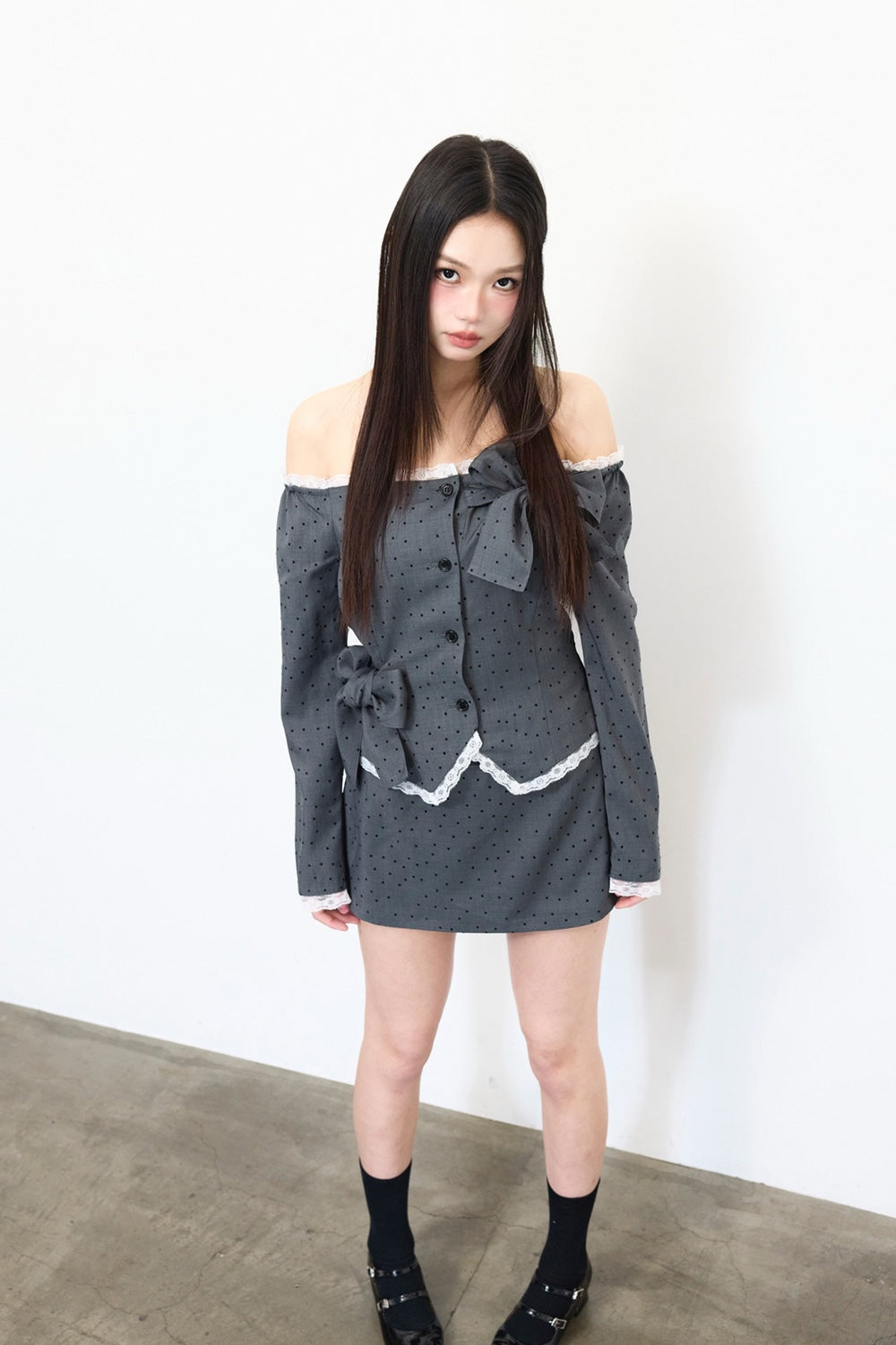 Juliet ribbon dot tops