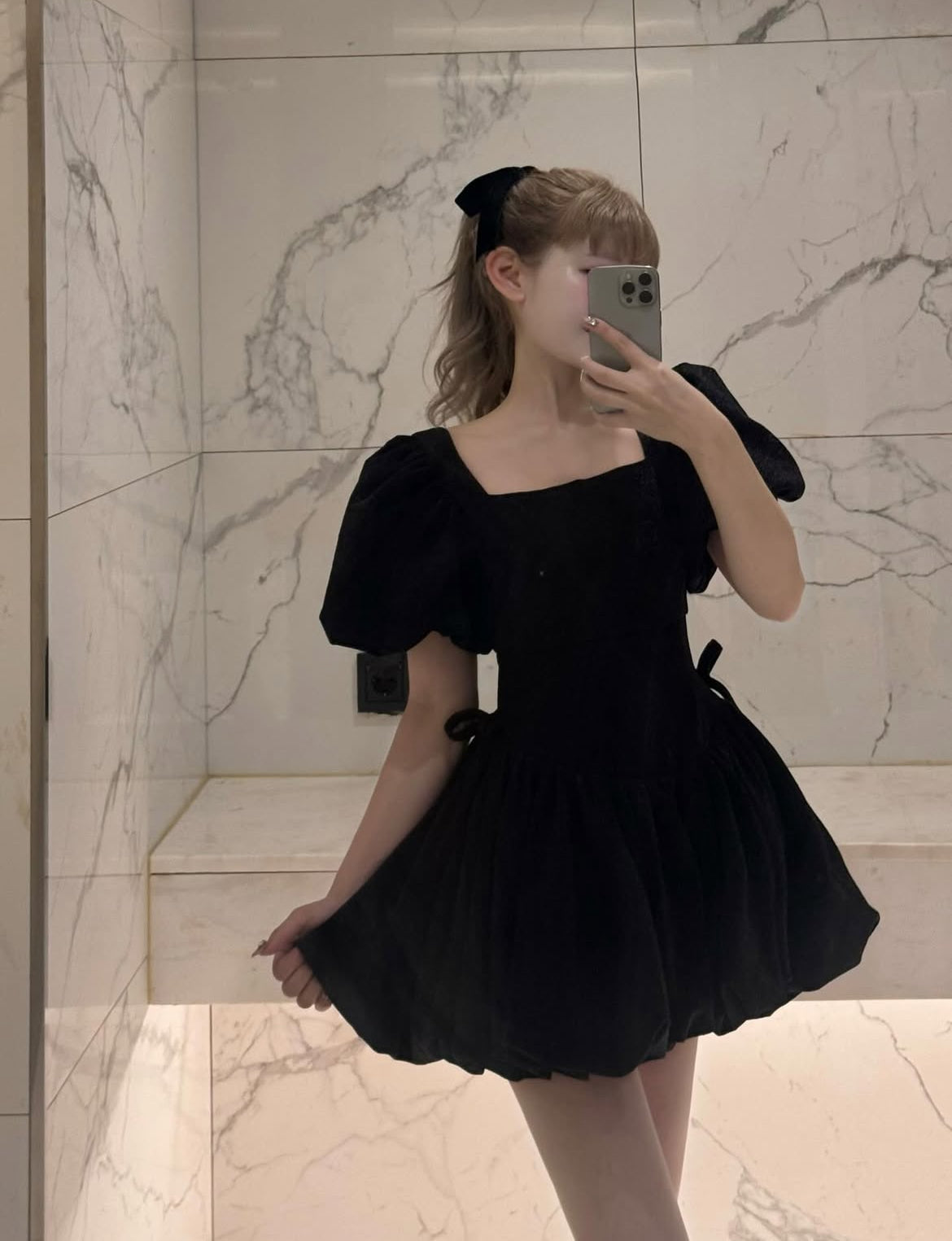 ワンピース TreatUrself balloon peplum mini onepiece ワンピース TreatUrself balloon peplum mini onepiece satin