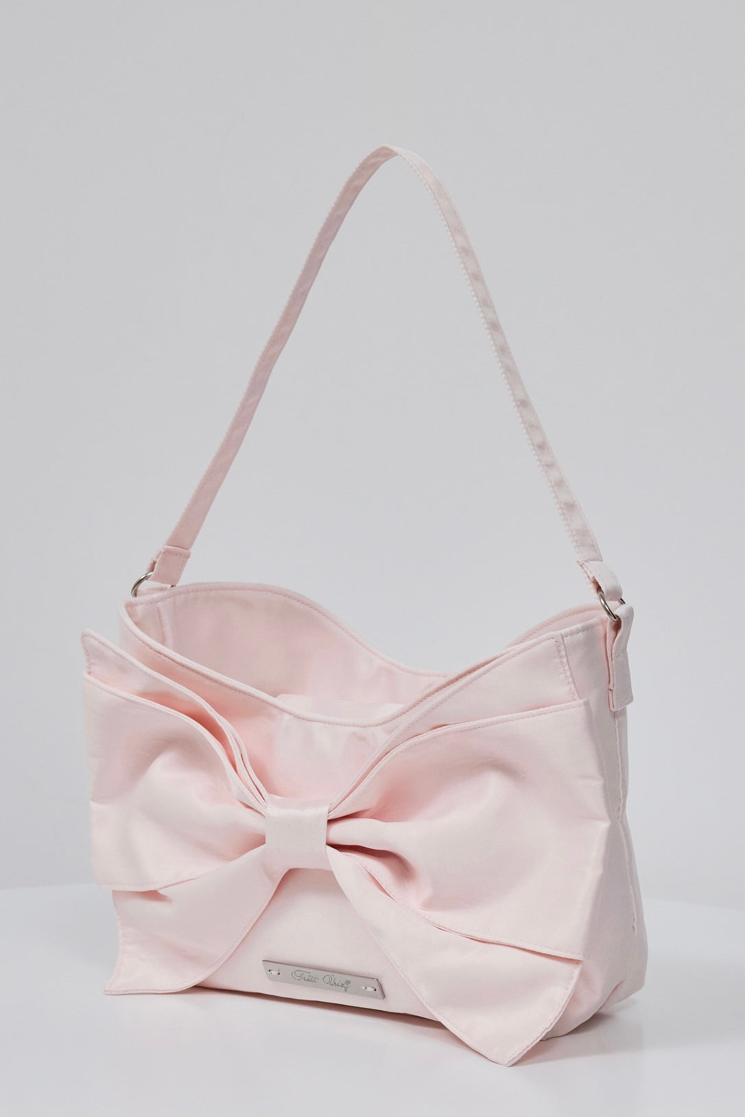 ribbon shape hand bag