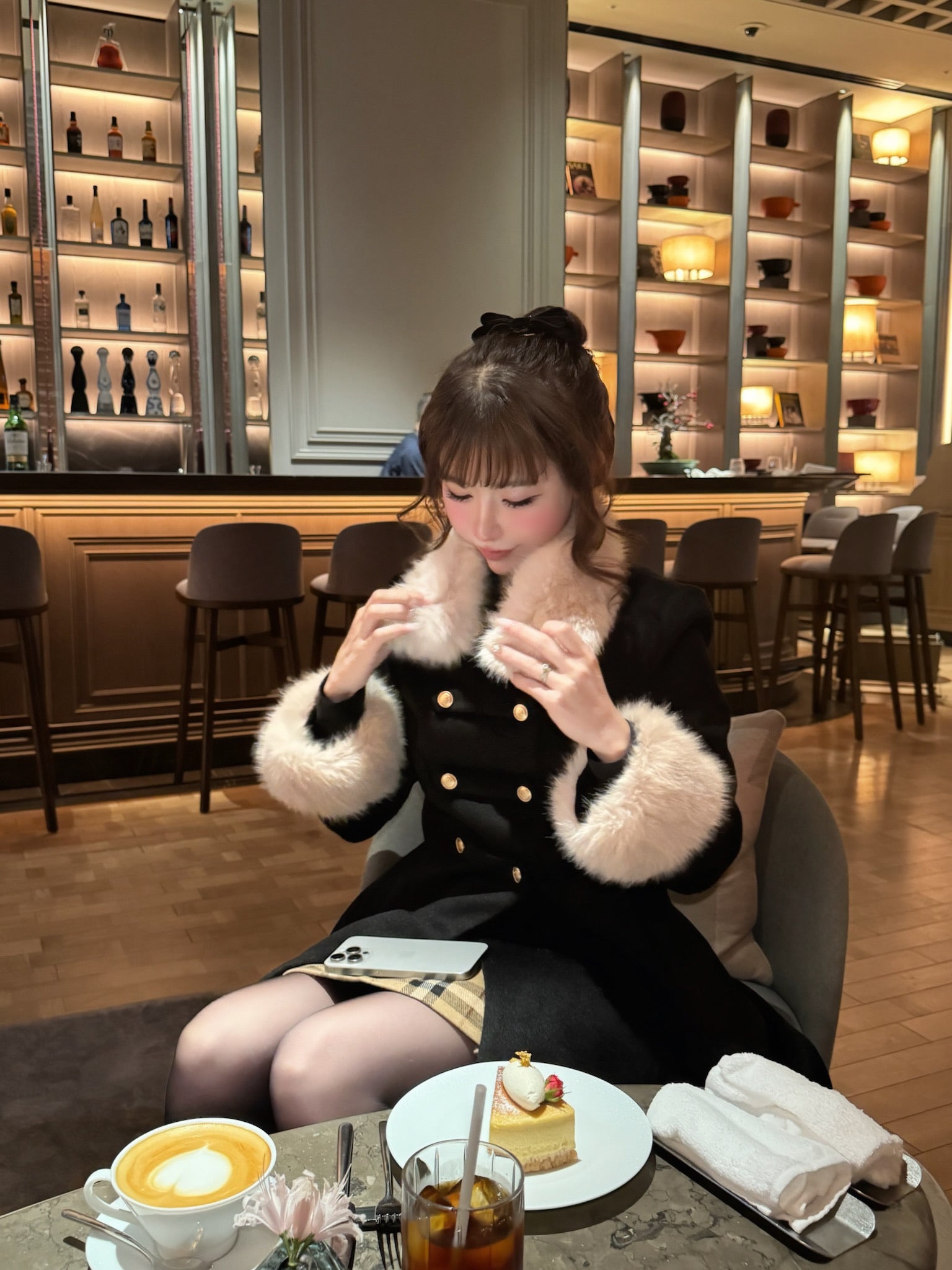 予約商品　Muse fur flare coat（black）