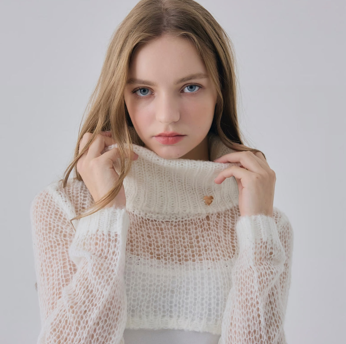 "meow" mohair like cropped knit