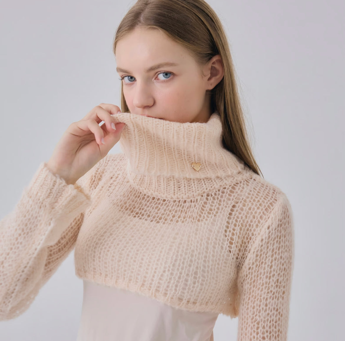 "meow" mohair like cropped knit