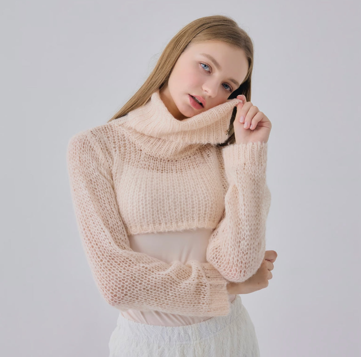 "meow" mohair like cropped knit