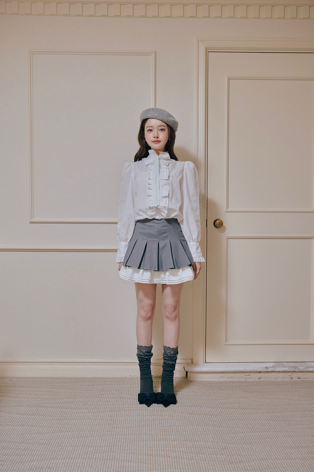 Stand collar frill blouse