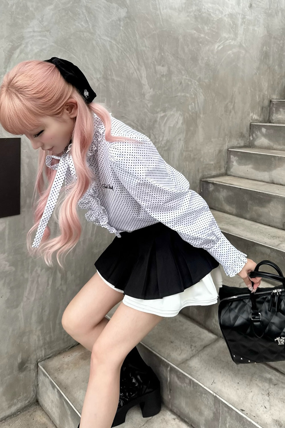 Stand collar frill blouse