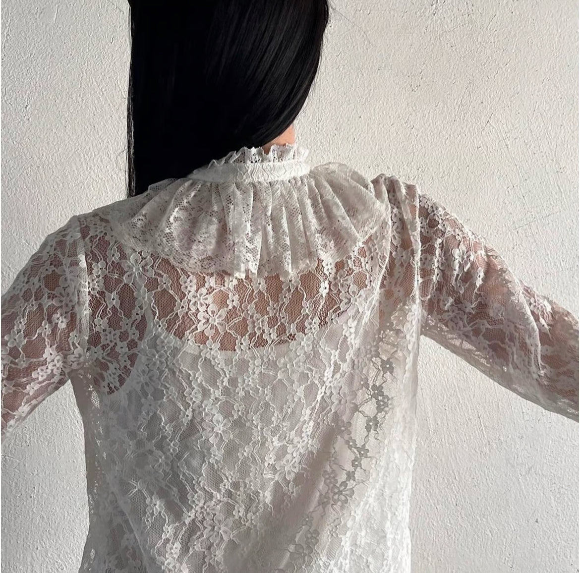 classical flower lace blouse