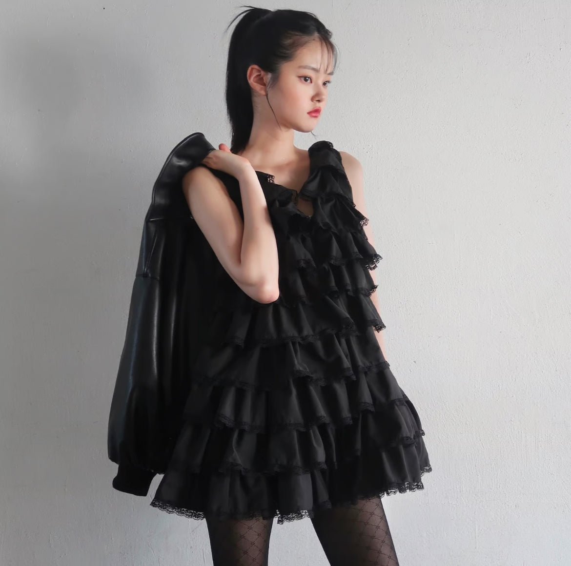 angel wings mini dress (black)