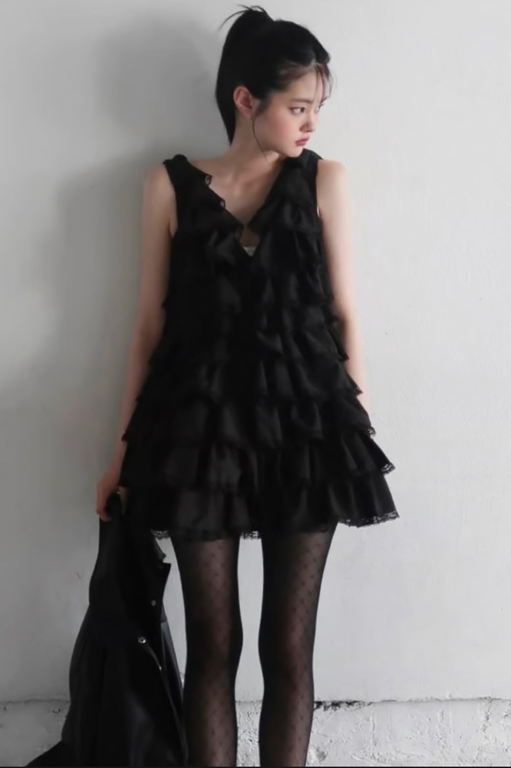 angel wing mini dress (black)