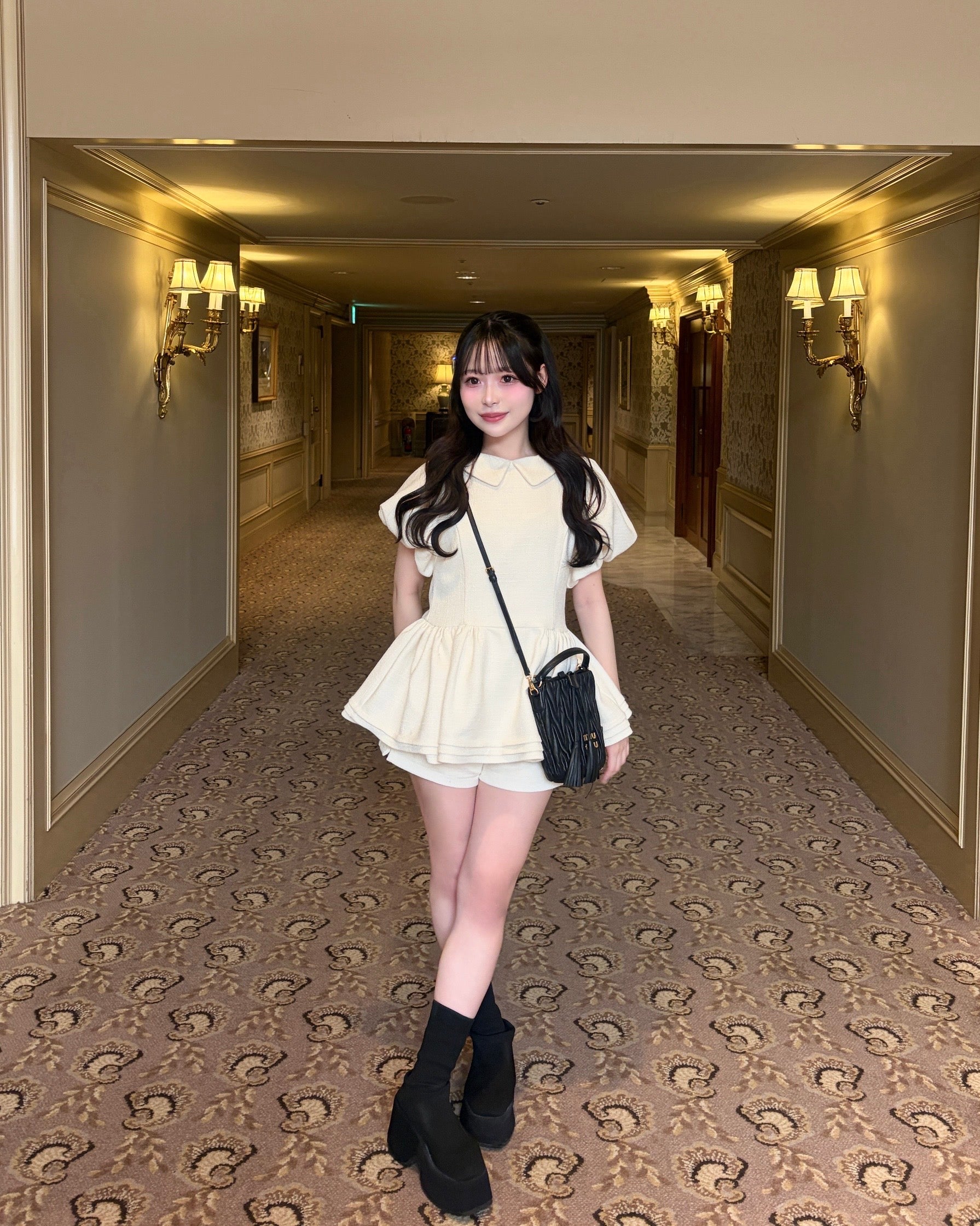 Daisy puff sleeve tweed tops