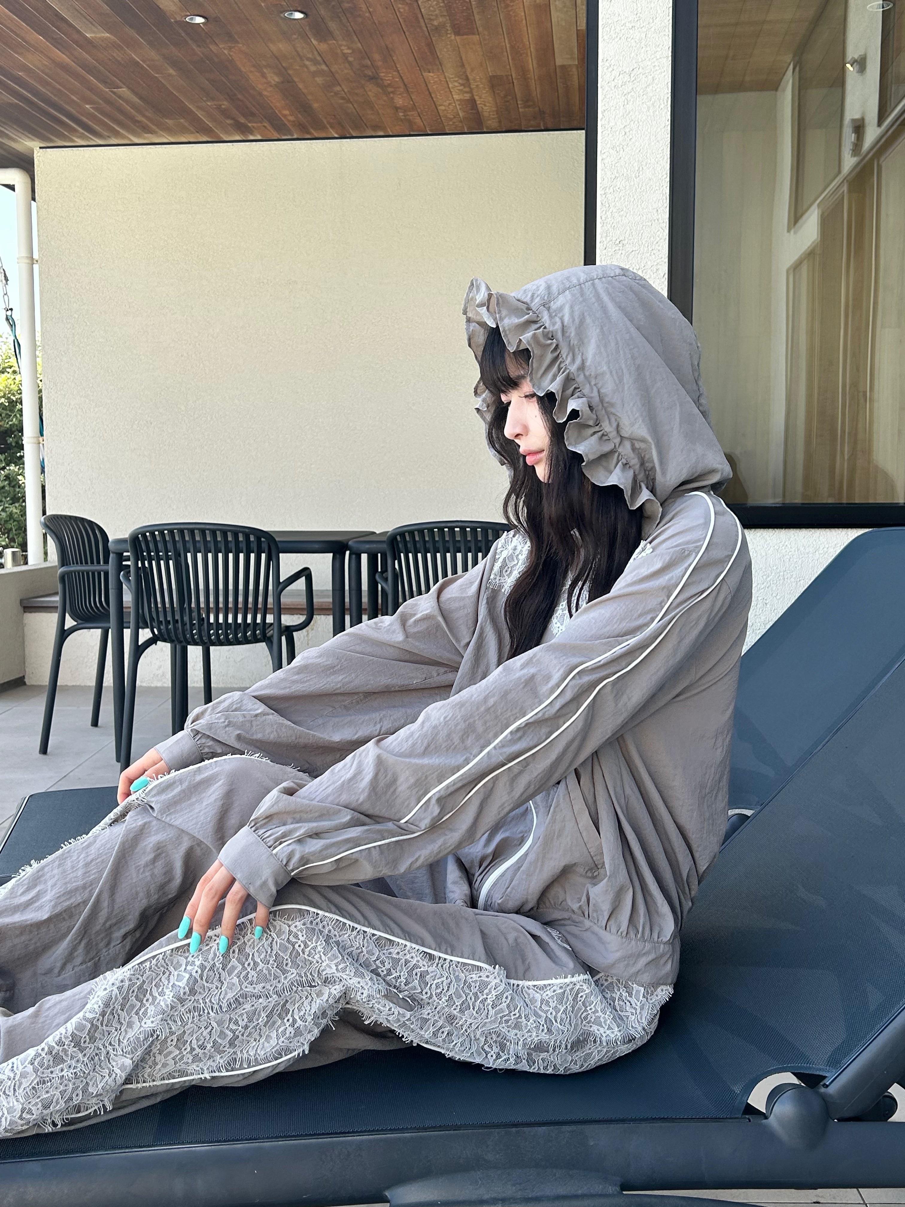 airy lace hoodie