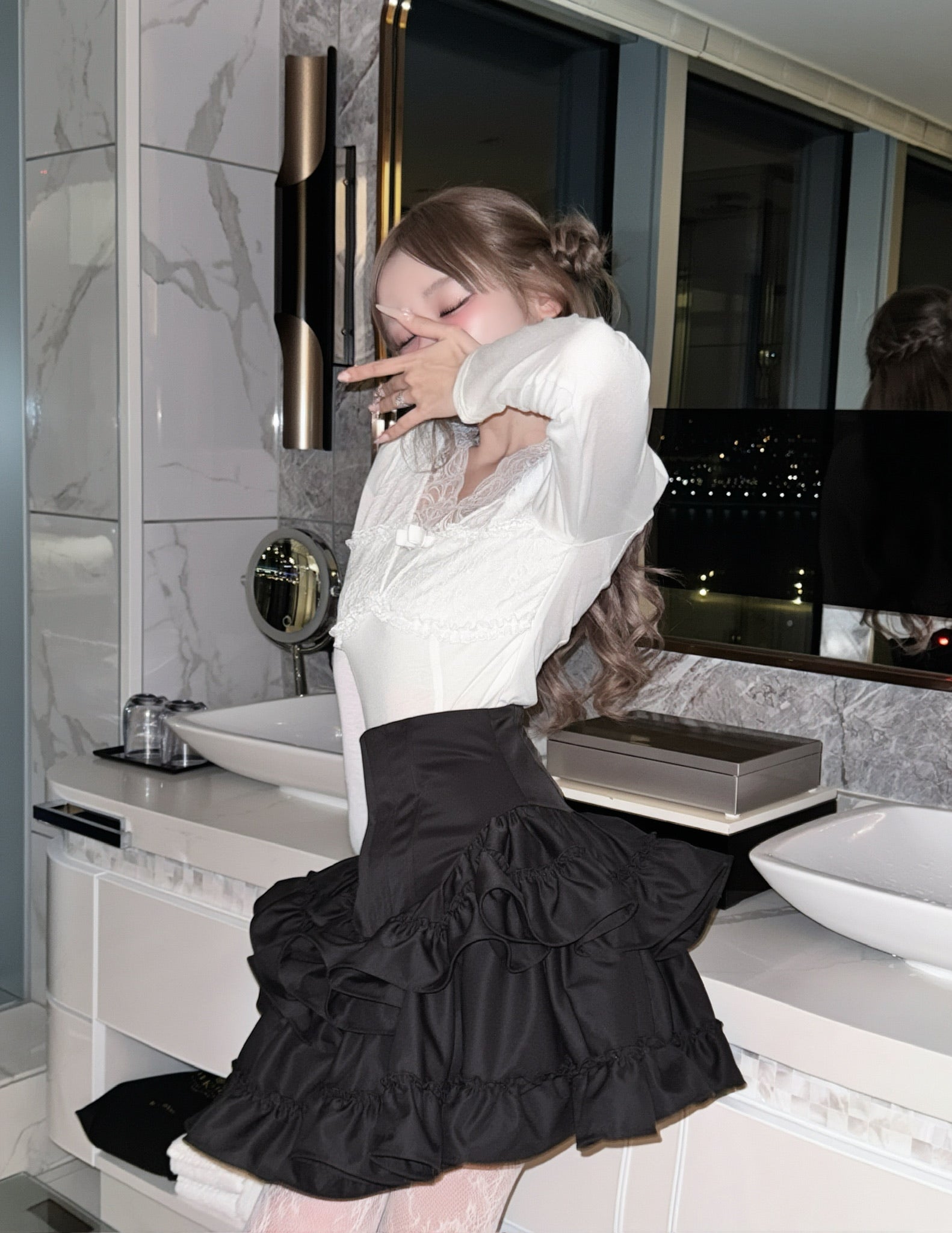 Romance Lace long sleeve tops – Treat Ürself