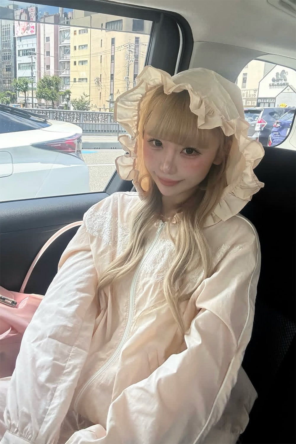 airy lace hoodie – Treat Ürself