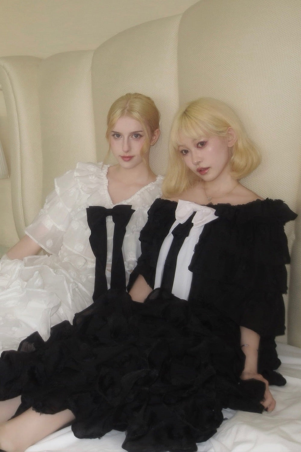 Lisa rose frill ribbon tops