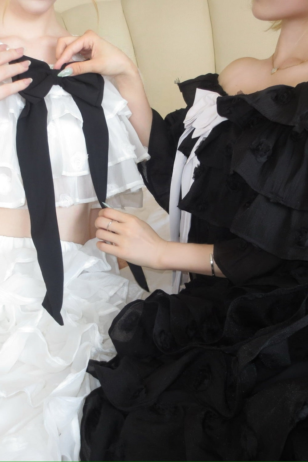 Lisa rose frill ribbon tops