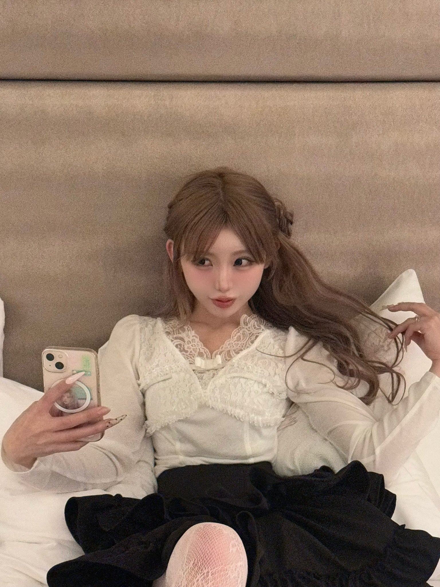 Romance Lace long sleeve tops