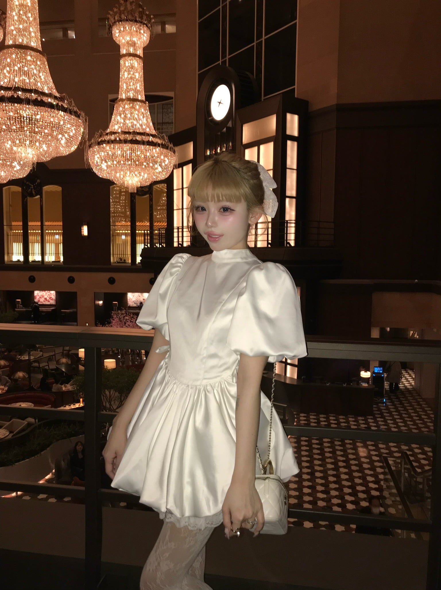 treat lirself サテンバルーンペプラムミニ ワンピース satin balloon peplum mini one-piece(white) – Treat Ürself