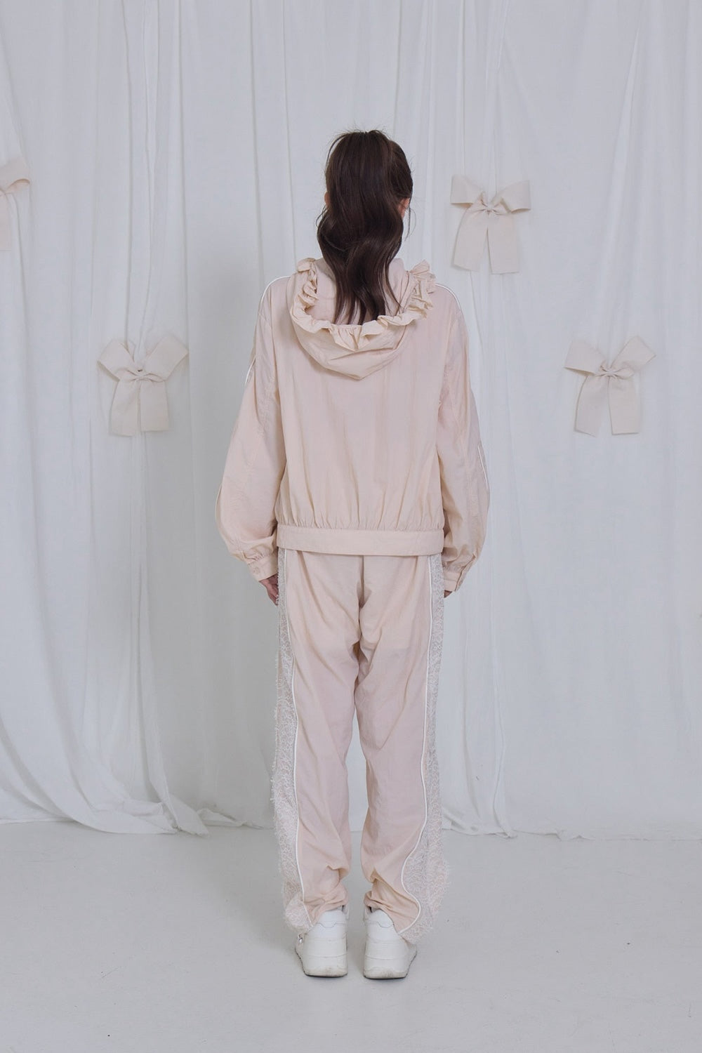 airy lace hoodie