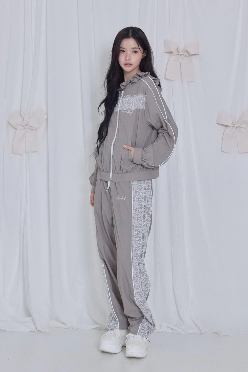 airy lace hoodie