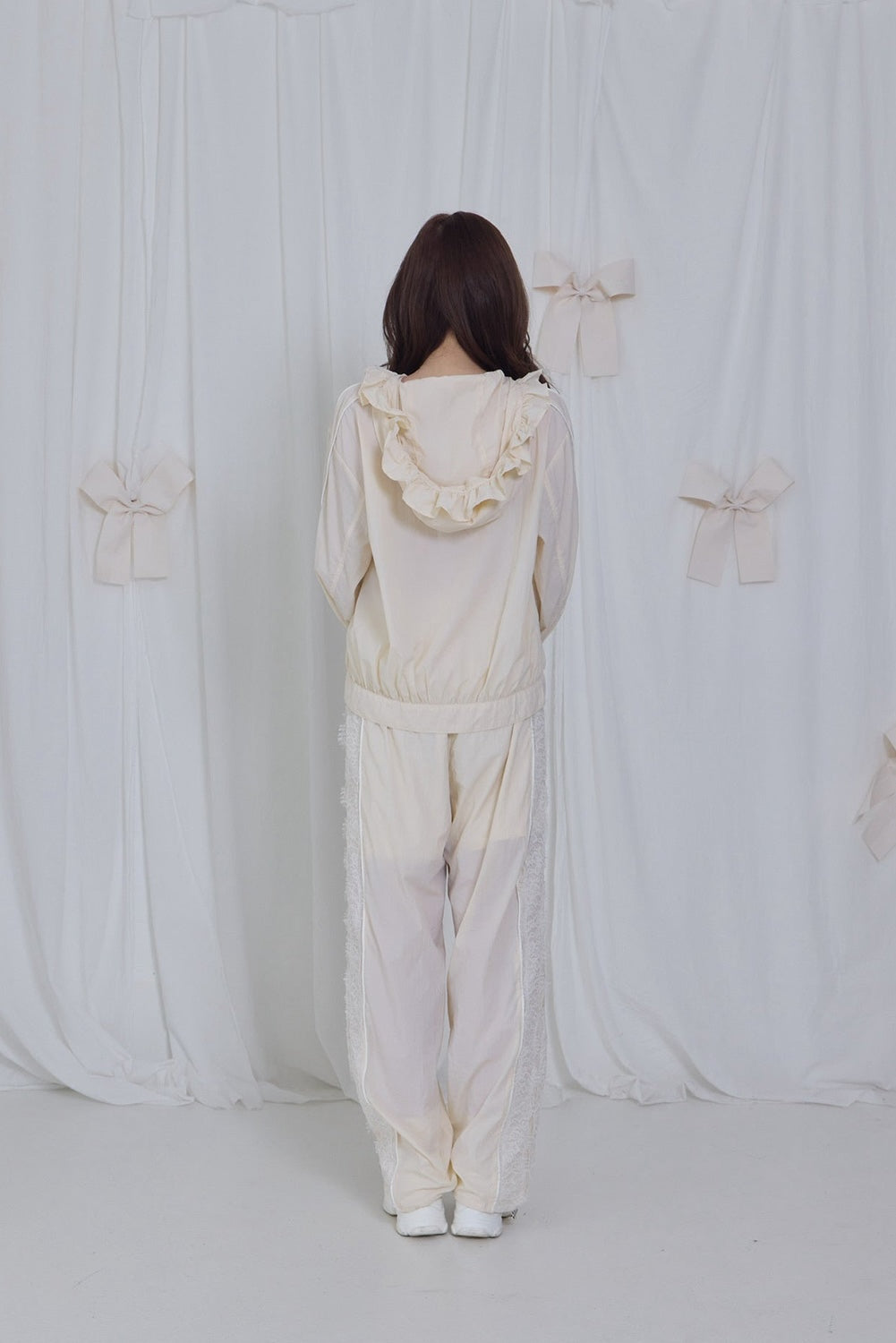 airy lace hoodie