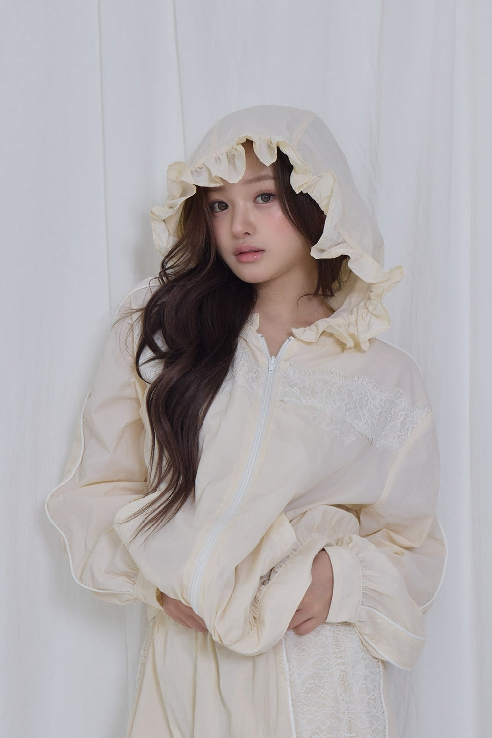 airy lace hoodie