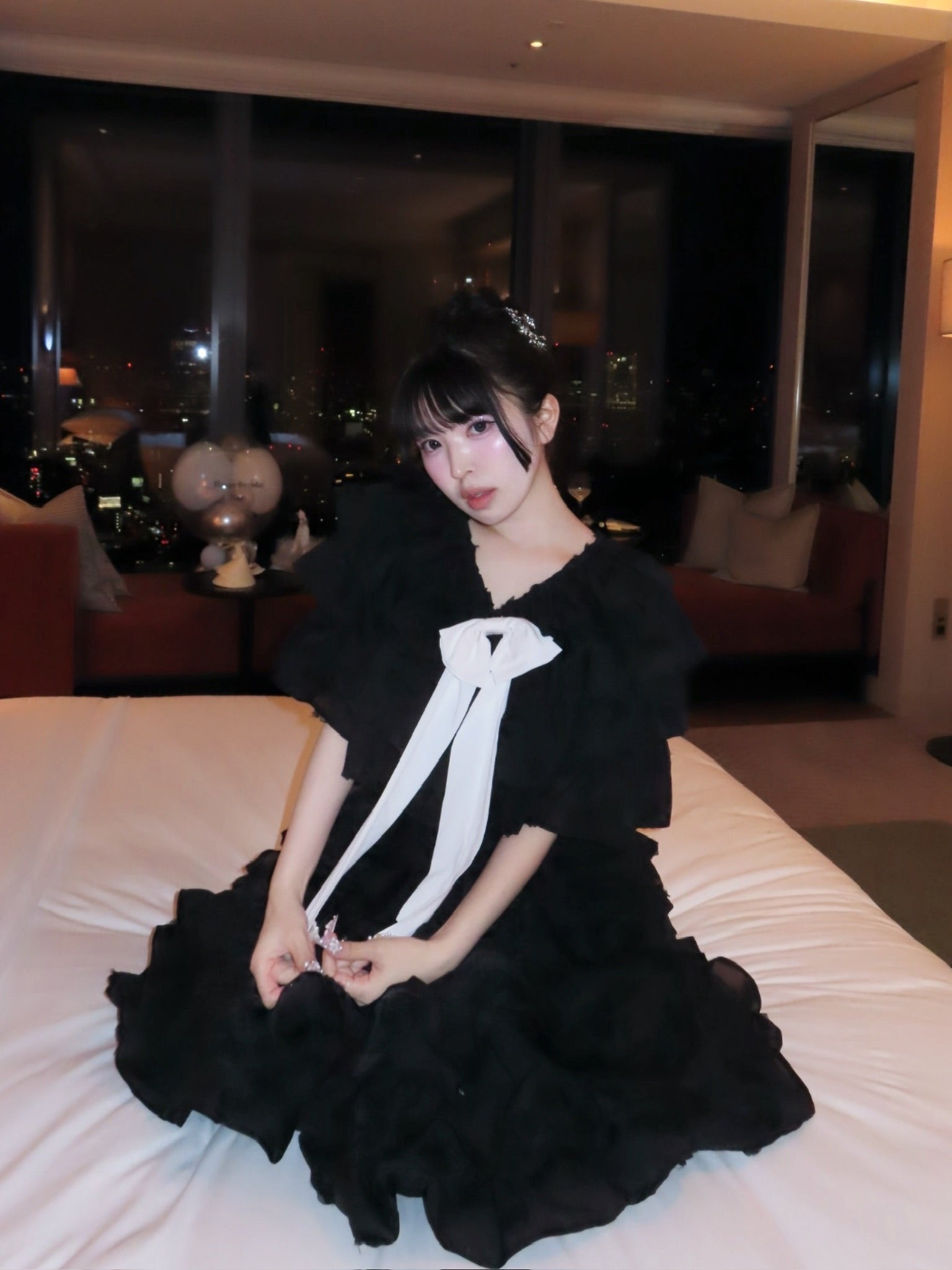 Lisa rose frill ribbon tops