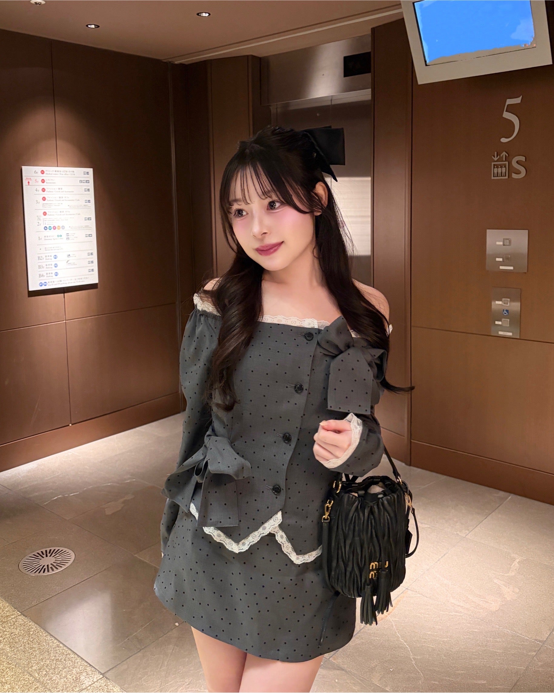 Juliet ribbon dot tops