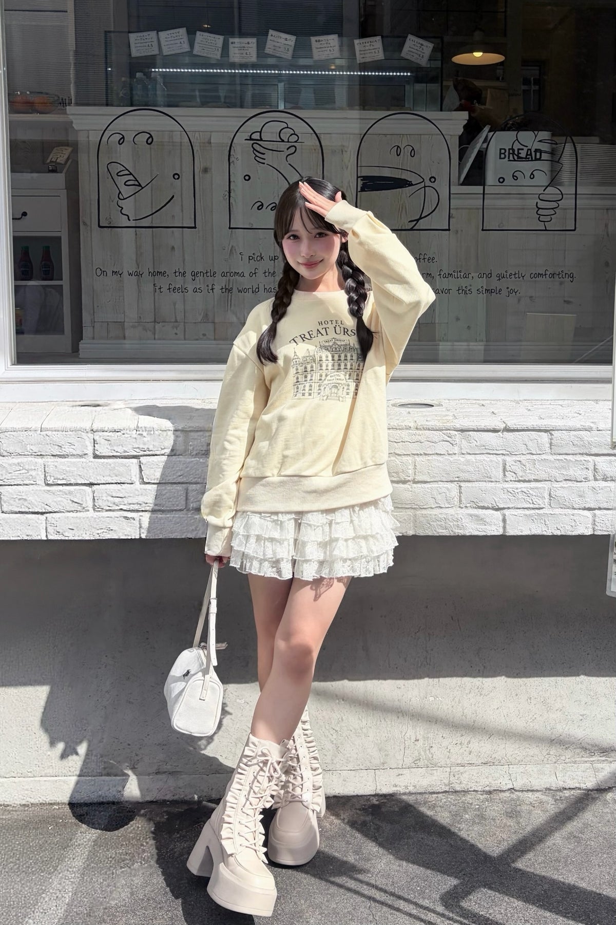 Russell lace mini skirt