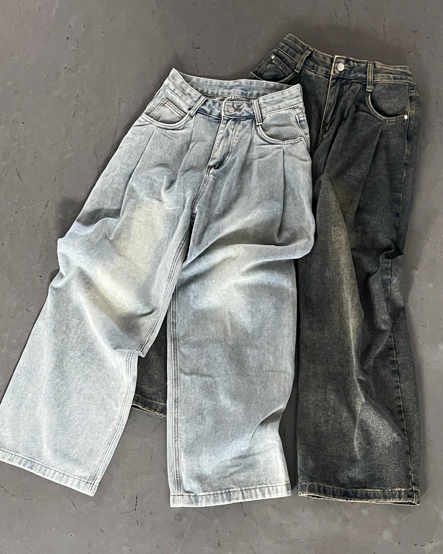 tuck loose denim pants